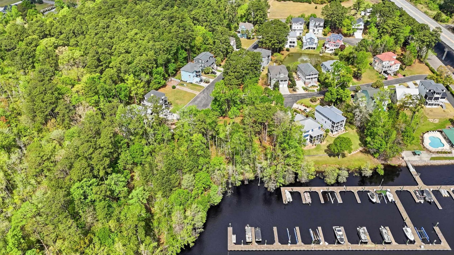 168 Harbor Oaks Dr. Photo 6