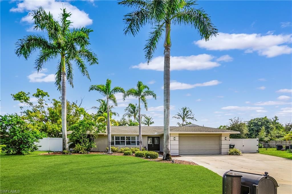 1687 N Flossmoor Rd, Fort Myers, FL 33919 Photo