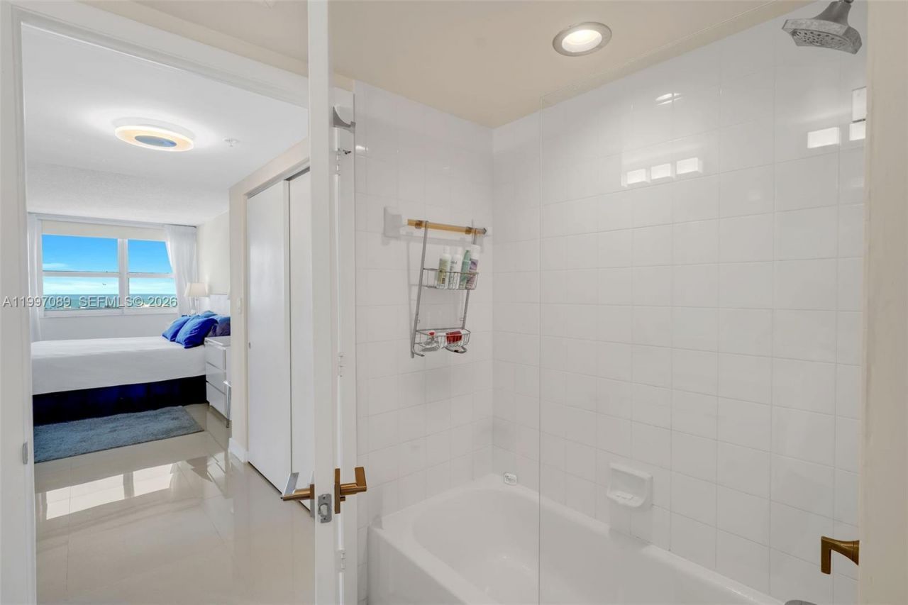 650 West Ave, Unit 1912, Miami Beach, FL 33139 Photo