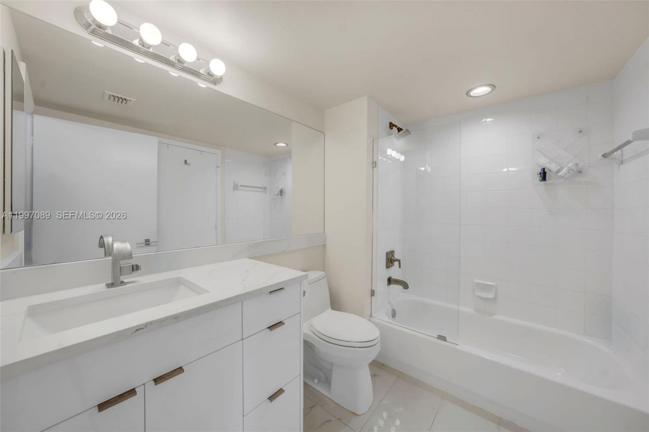 650 West Ave, Unit 1912, Miami Beach, FL 33139 Photo