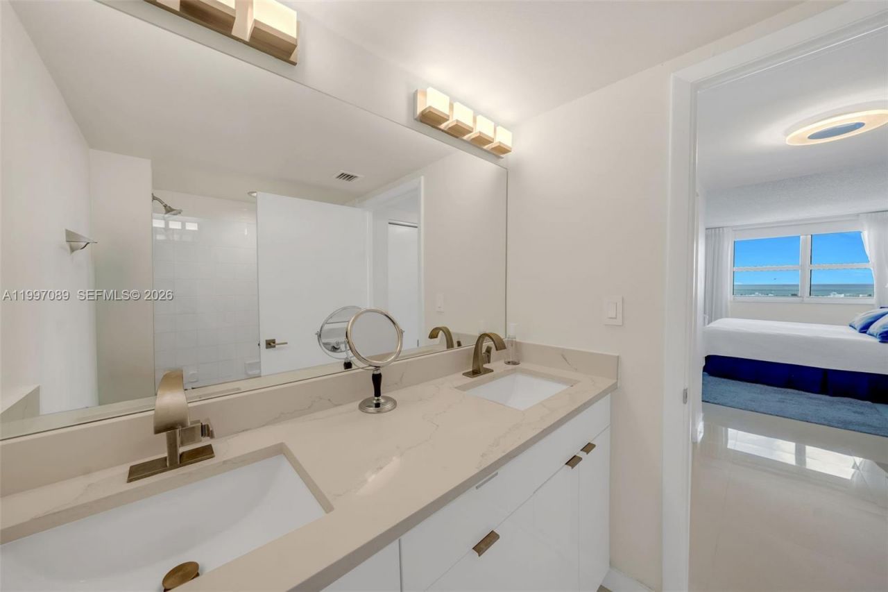 650 West Ave, Unit 1912, Miami Beach, FL 33139 Photo