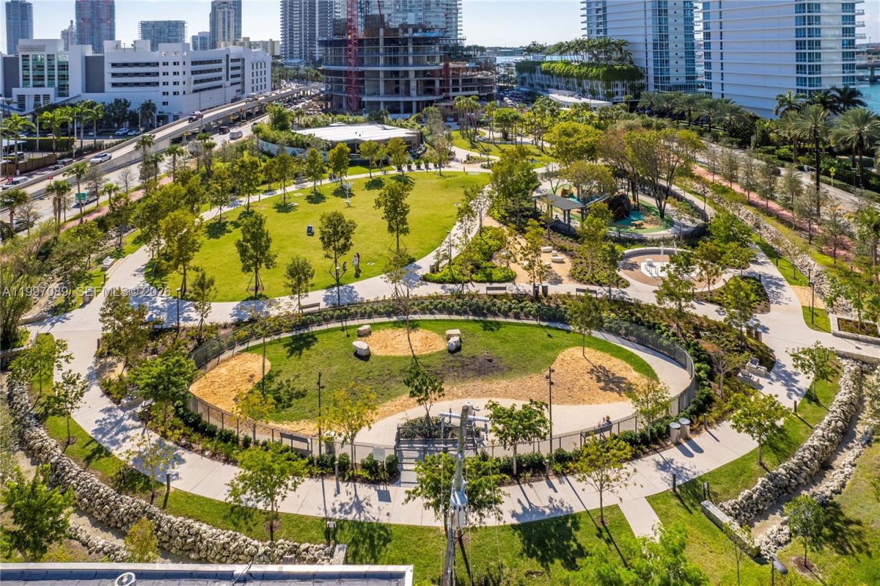 650 West Ave, Unit 1912, Miami Beach, FL 33139 Photo
