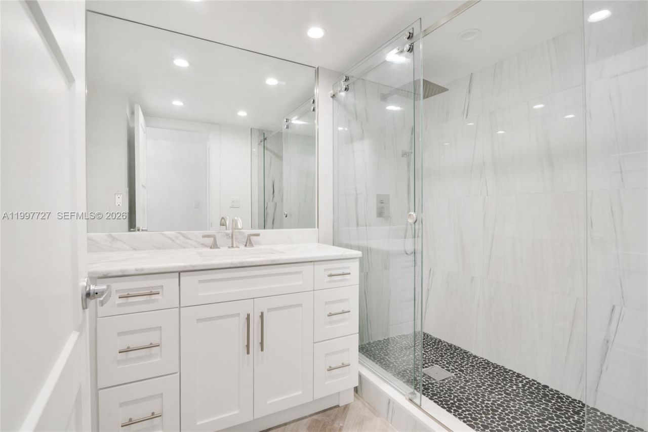 2100 S Ocean Ln, Unit 1912, Fort Lauderdale, FL 33316 Photo