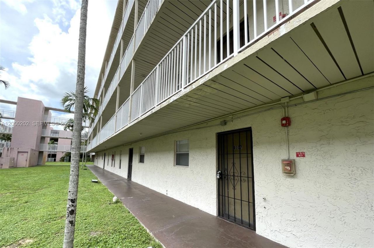 2800 NW 56th Ave, Unit B107, Lauderhill, FL 33313 Photo