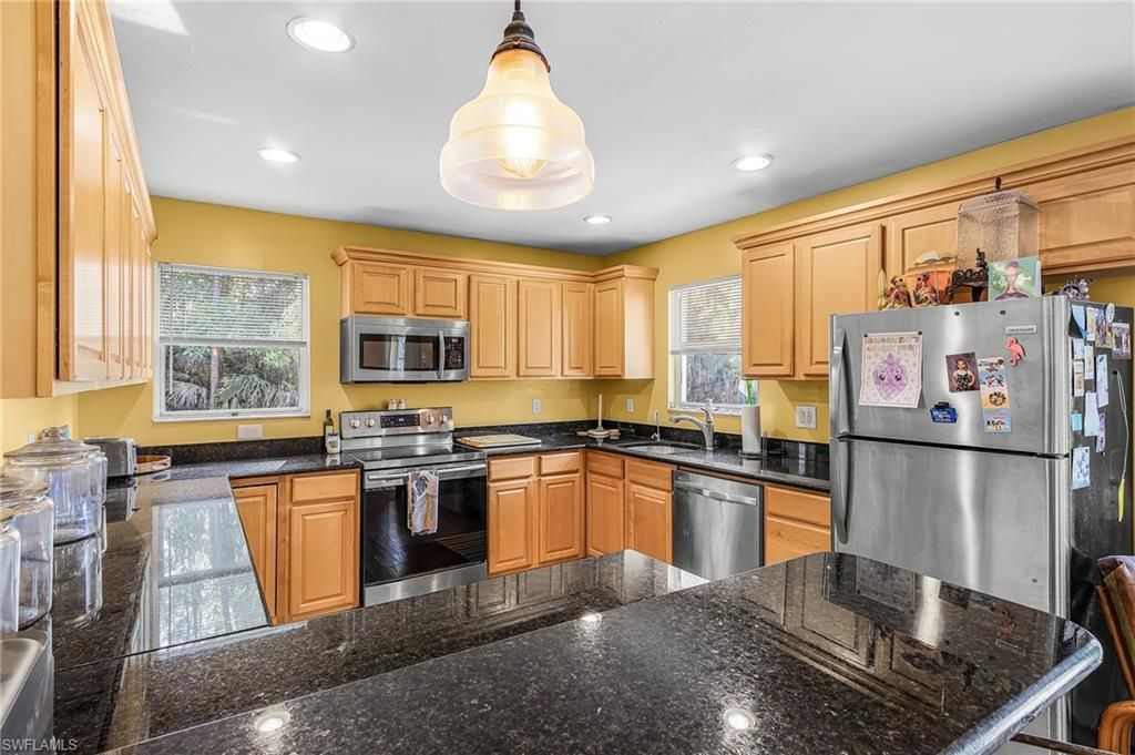 4870 Hawthorn Woods Way, Naples, FL 34116 Photo