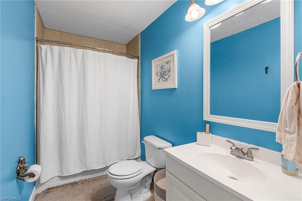 4870 Hawthorn Woods Way, Naples, FL 34116 Photo