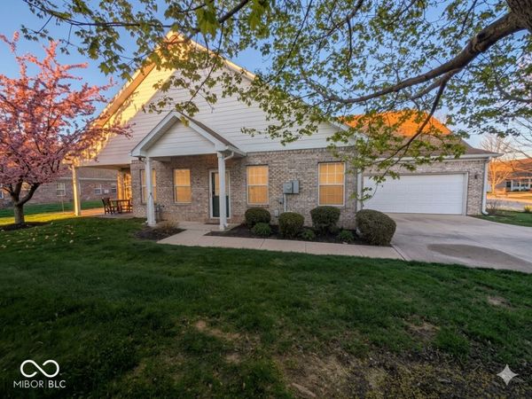 5140 Baltustrol Drive , Avon, IN 46123