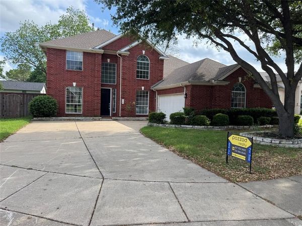 2105 Woodview Drive, Flower Mound, TX 75028