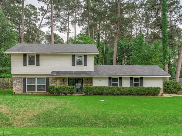 305 Short Leaf Drive, Haughton, LA 71037