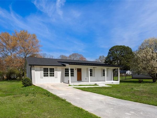 376 Lakewood, Social Circle, GA 30025