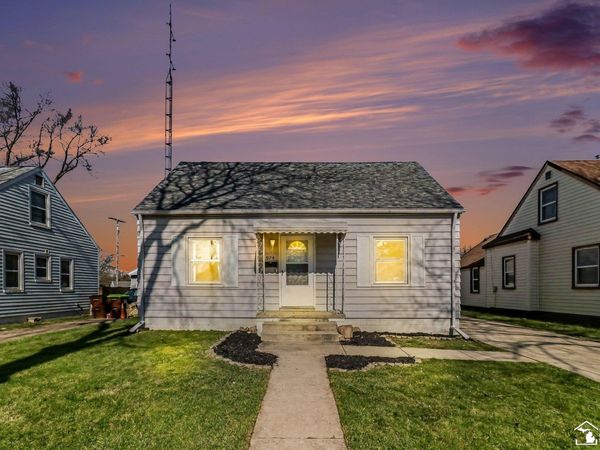 974 Woodville Avenue, Monroe, MI 48161