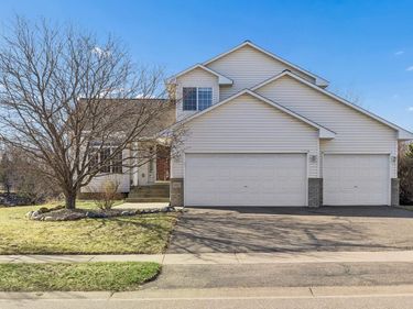 3517 99th Avenue N, Brooklyn Park, MN 55443