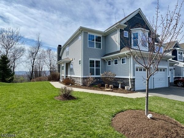 5 Indigo Rd, Allamuchy, NJ 07840