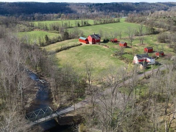 119 Raven Rock Rd, Delaware, NJ 08559