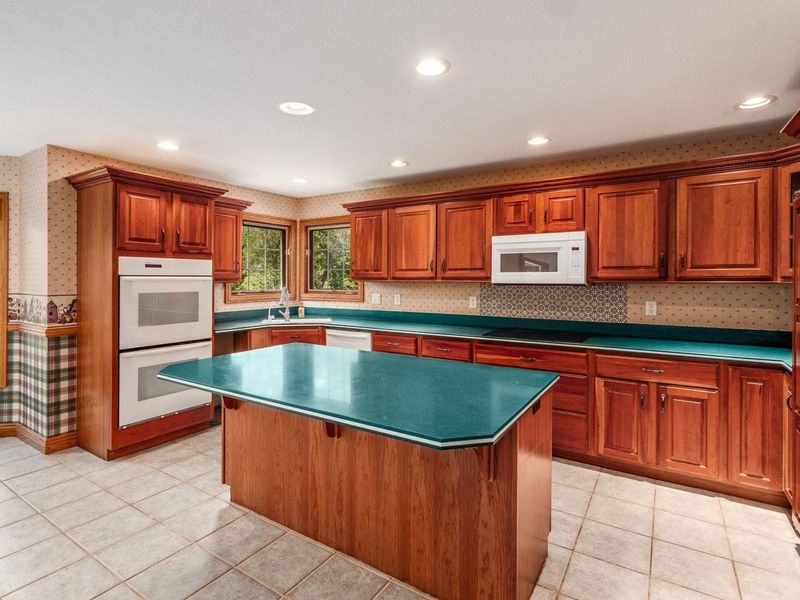 14555 Bradford Drive, Logan, OH 43138 Photo 16