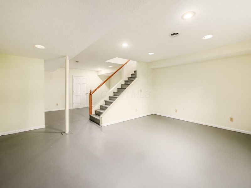 14555 Bradford Drive, Logan, OH 43138 Photo 27