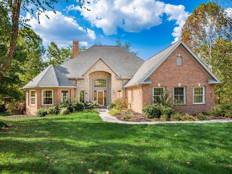 14555 Bradford Drive, Logan, OH 43138 Photo 3