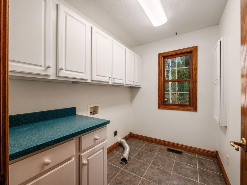 14555 Bradford Drive, Logan, OH 43138 Photo 31