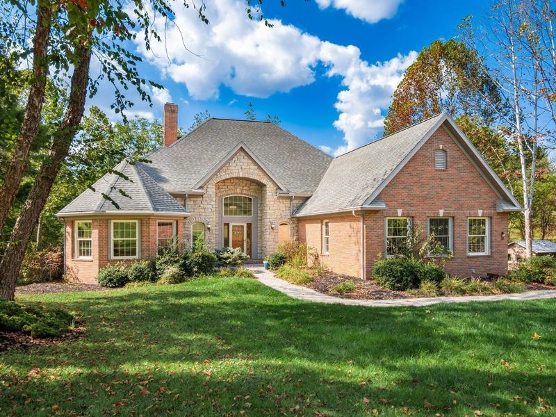 14555 Bradford Drive, Logan, OH 43138 Photo 5