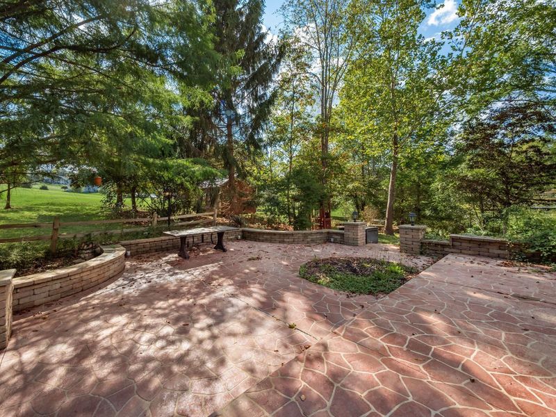 14555 Bradford Drive, Logan, OH 43138 Photo 53