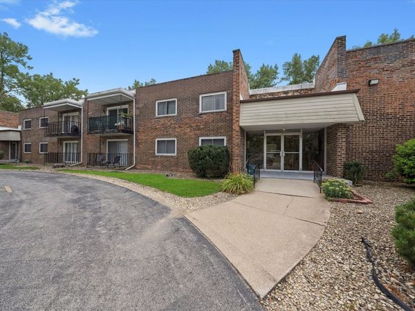 2807 Willow Road , Unit 103, Homewood, IL 60430