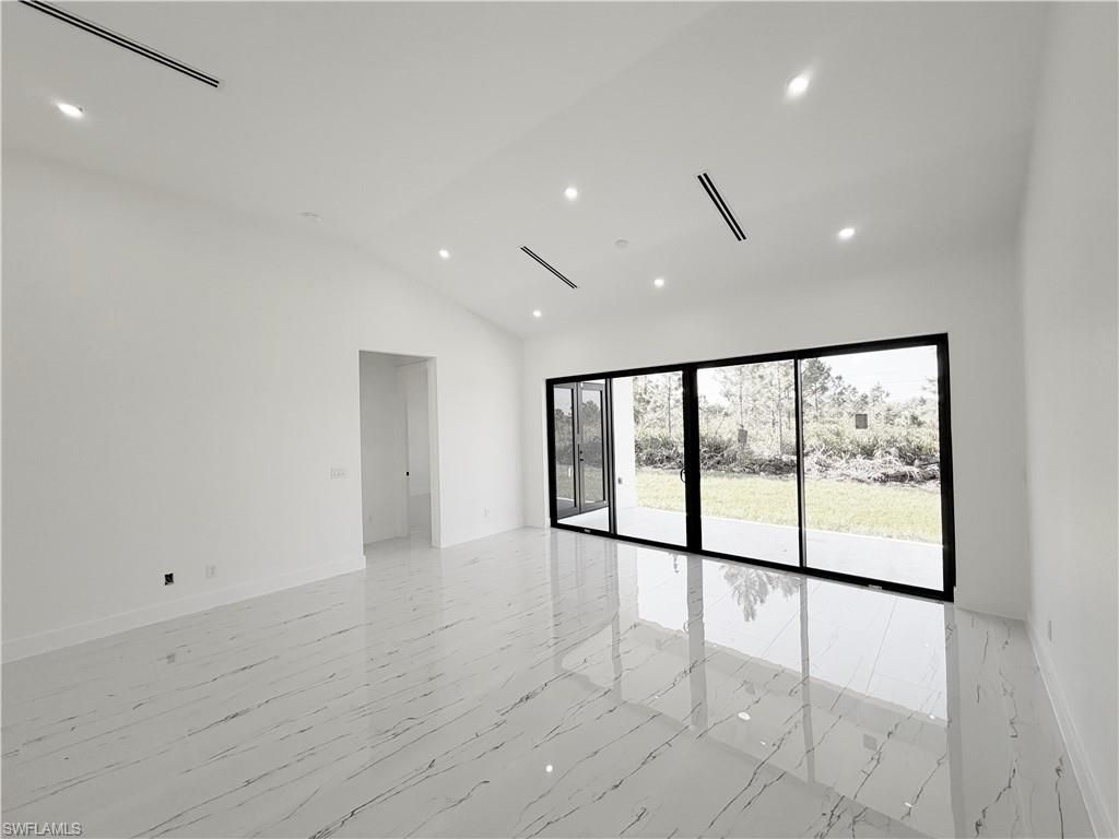 1126 Crestwood St E, Lehigh Acres, FL 33974 Photo