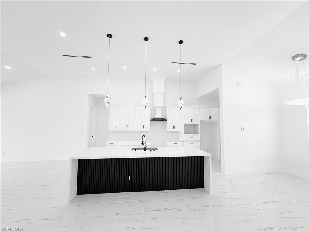 1126 Crestwood St E, Lehigh Acres, FL 33974 Photo