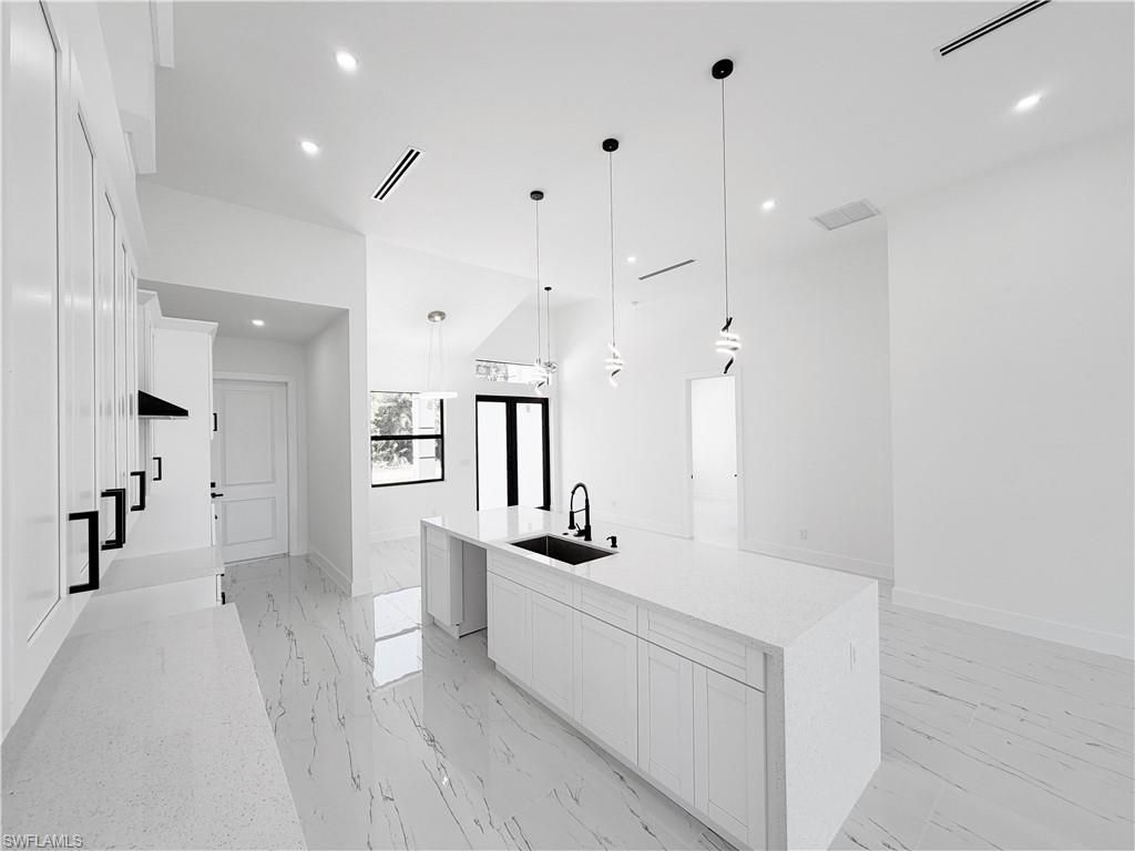 1126 Crestwood St E, Lehigh Acres, FL 33974 Photo