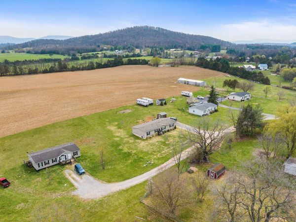 15,17,25,37 HAYFIELD LN, FORT DEFIANCE, VA 24437