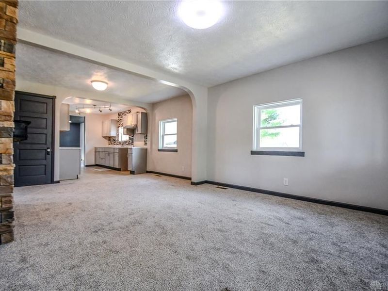 19 University Road, Medway, OH 45341 Photo 10