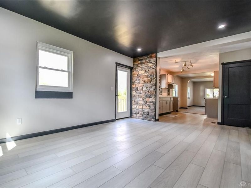 19 University Road, Medway, OH 45341 Photo 17