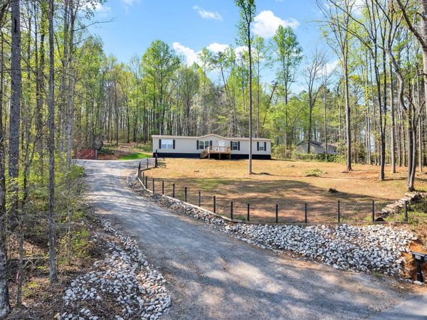 146 County Road 3 , Riceville, TN 37370