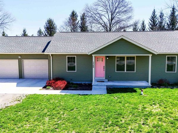 2580 S Union Street, Knox, IN 46534