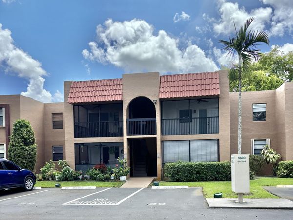 8600 NW 34th Place, Sunrise, FL 33351