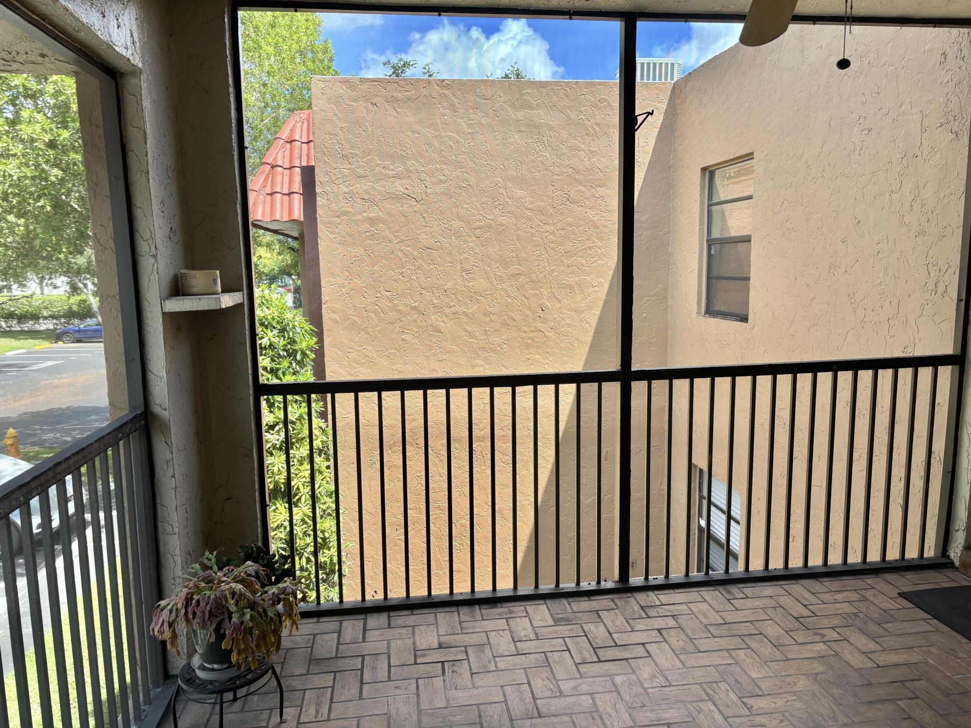 8600 NW 34th Place, Sunrise, FL 33351 Photo