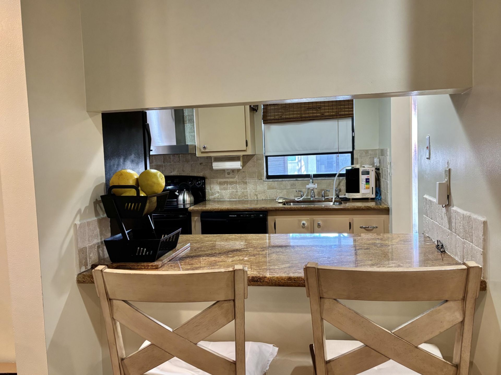 8600 NW 34th Place, Sunrise, FL 33351 Photo