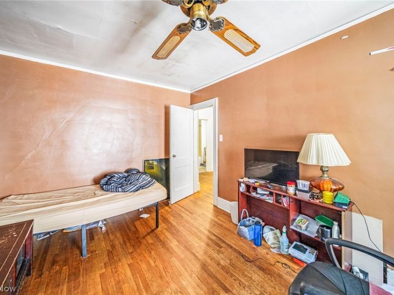 1066 Emma Avenue, Akron, OH 44302 Photo 18