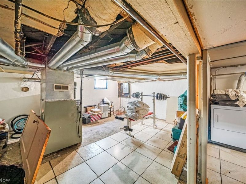 1066 Emma Avenue, Akron, OH 44302 Photo 22