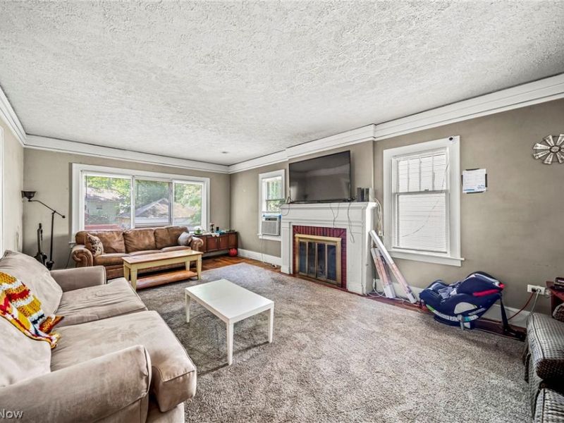 1066 Emma Avenue, Akron, OH 44302 Photo 6