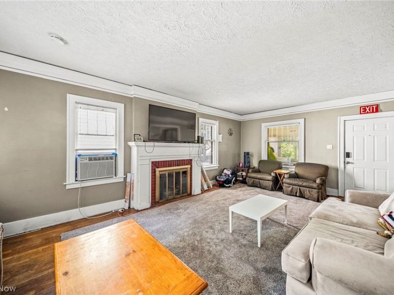 1066 Emma Avenue, Akron, OH 44302 Photo 9