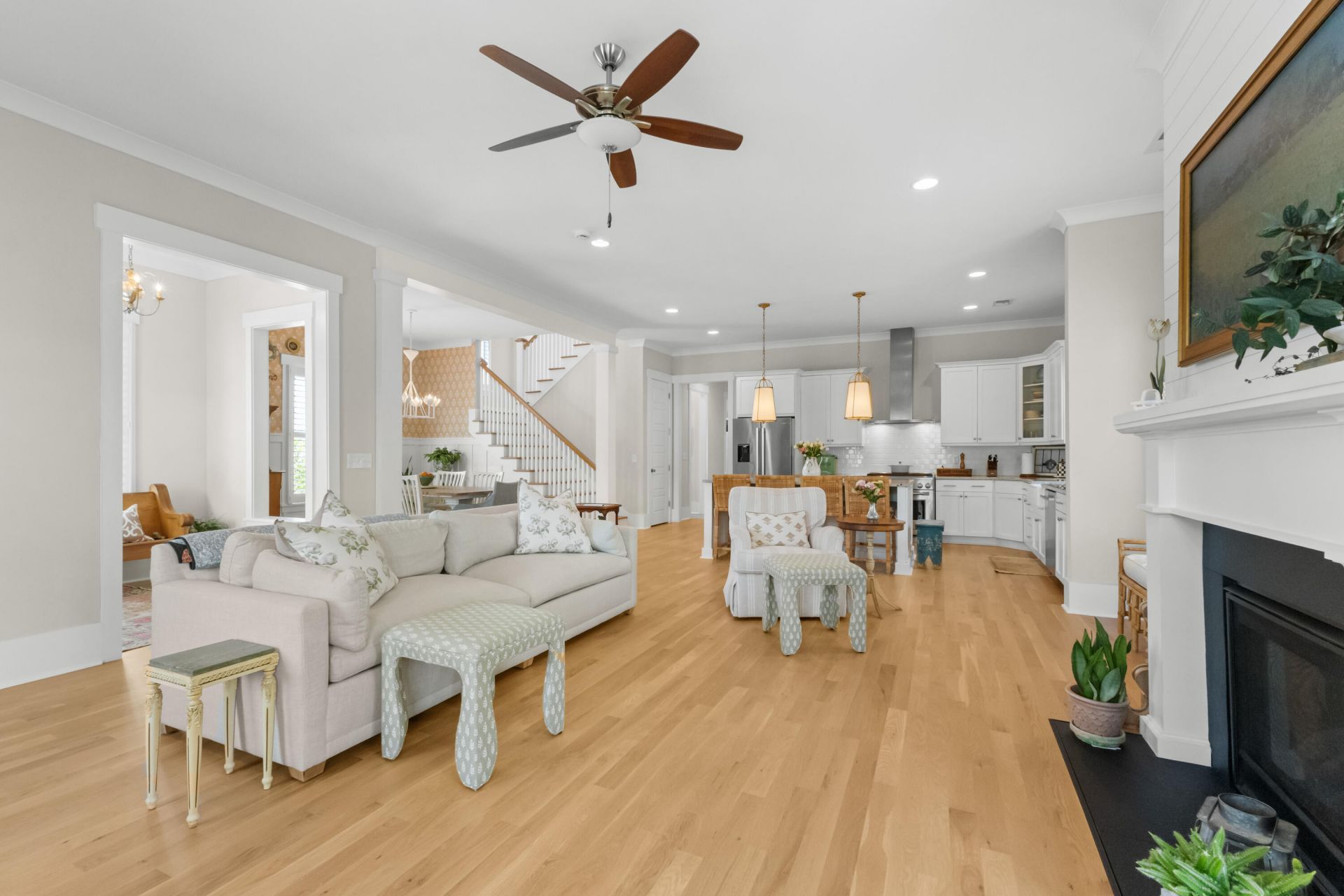 3894 Fifle Street Photo 10