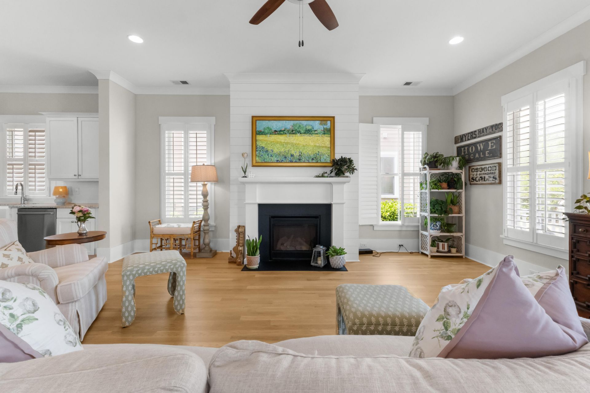 3894 Fifle Street Photo 16