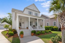 3894 Fifle Street photo 4