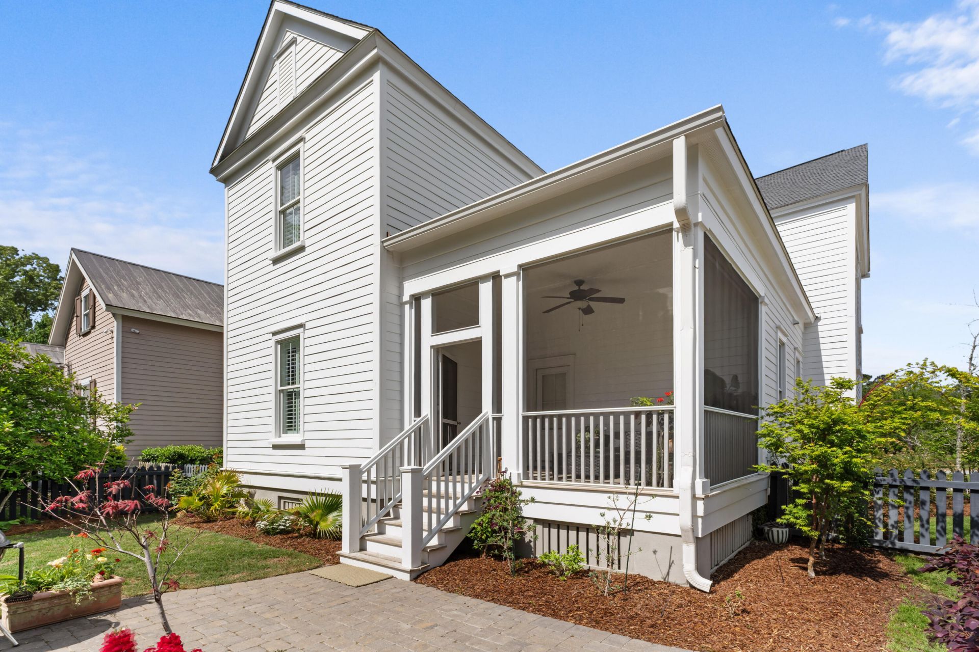 3894 Fifle Street Photo 40