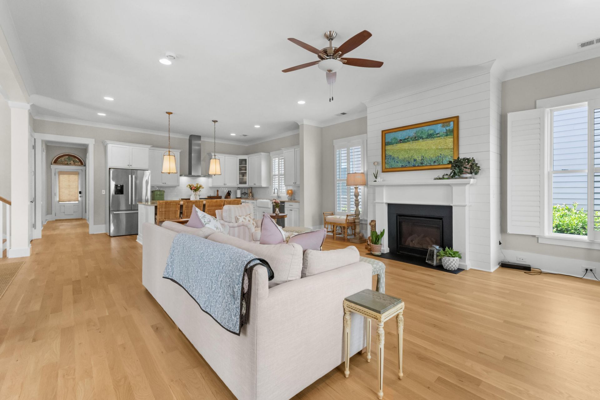 3894 Fifle Street Photo 9