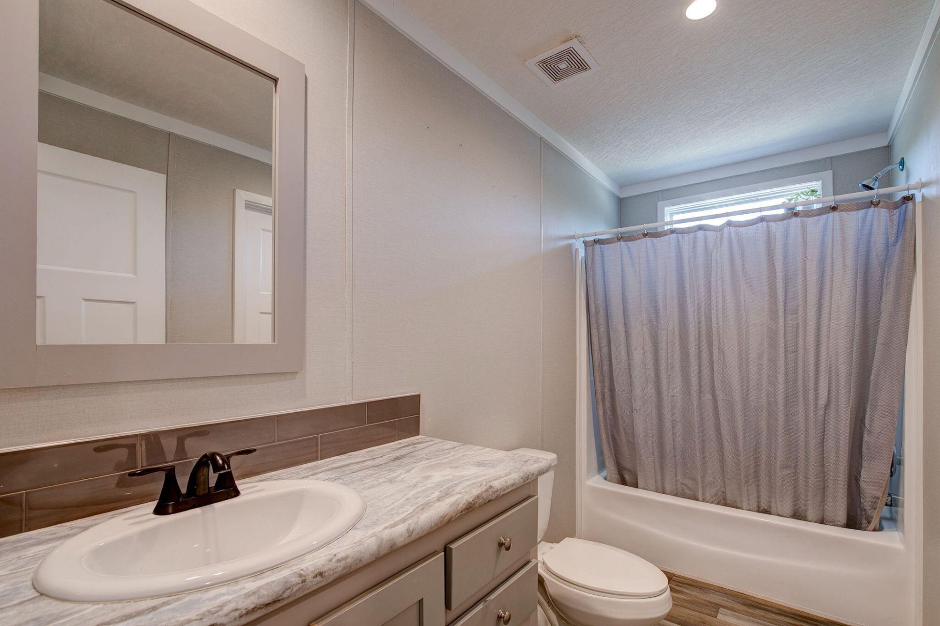 1100 Marlowe Drive Photo 17