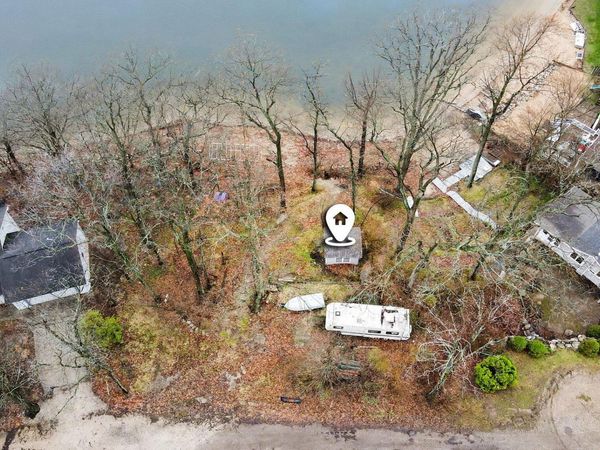 10556 Highland Drive, Delton, MI 49046