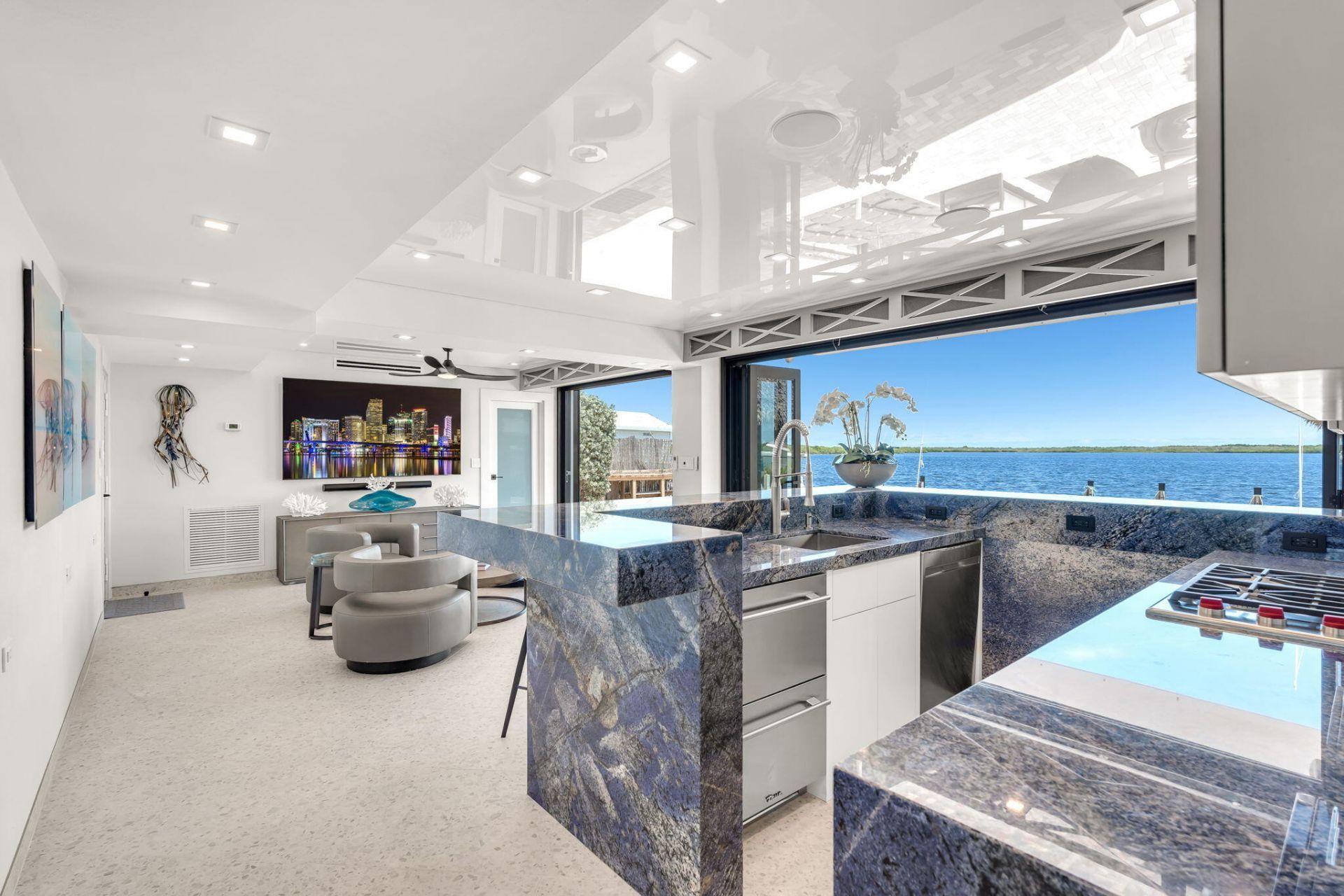 626 Island Drive, Key Largo, FL 33037 Photo