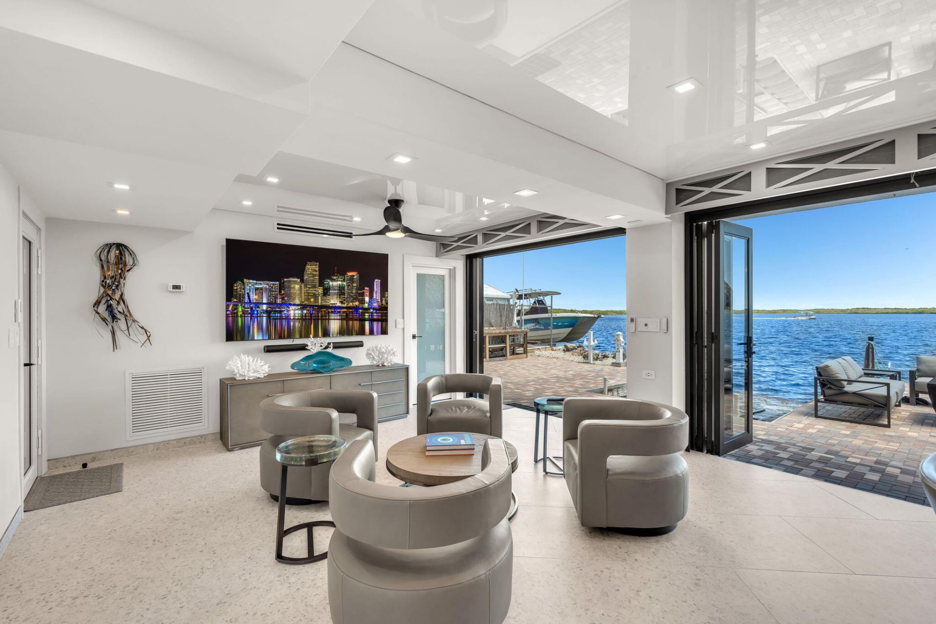 626 Island Drive, Key Largo, FL 33037 Photo