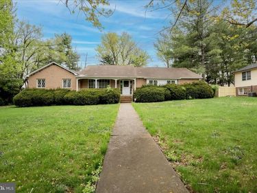 2700 SARATOGA DRIVE , WINCHESTER, VA 22601